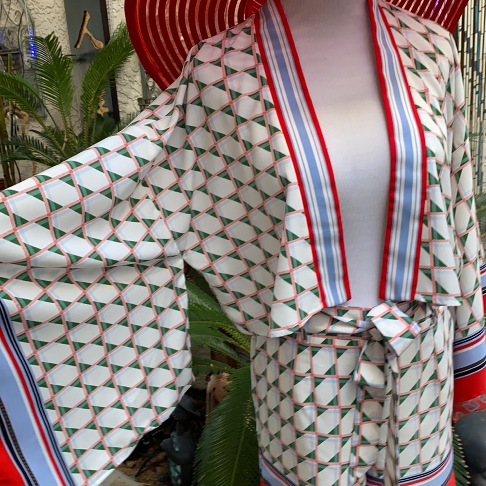 FIRM❣️❣️FUN 3PIECE SPRING N SUMMER OUTFIT❣️❣️